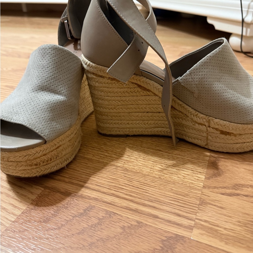 Women's Tan Wedge Sandals